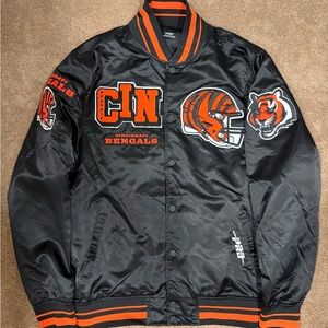 Pro Standard Black Cincinnati Bengals Logo Satin Bomber Full-Zip Sz 2XL